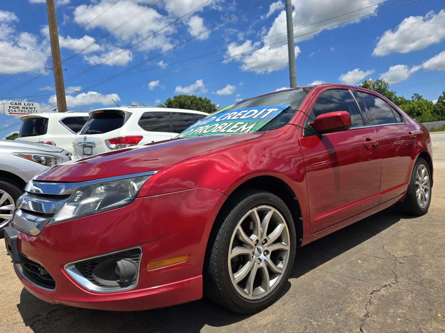 2012 RED Ford Fusion SE (3FAHP0HA8CR) with an 2.5L L4 DOHC 16V engine, AUTO transmission, located at 2660 S.Garland Avenue, Garland, TX, 75041, (469) 298-3118, 32.885387, -96.656776 - Photo#7