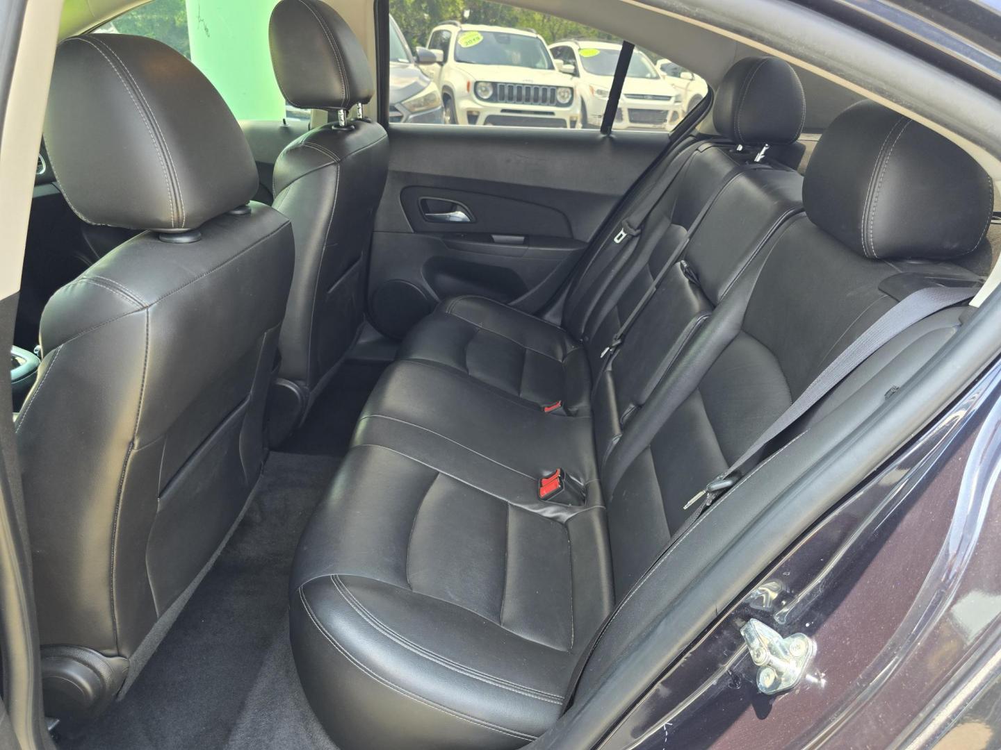 2015 Chevrolet Cruze 2LT (1G1PE5SB8F7) with an 1.4L L4 DOHC 16V TURBO engine, 6-Speed Automatic transmission, located at 2660 S.Garland Avenue, Garland, TX, 75041, (469) 298-3118, 32.885387, -96.656776 - Photo#14