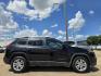 2015 BLUE Jeep Cherokee Sport (1C4PJLABXFW) with an 2.4L L4 DOHC 16V engine, 9-Speed Automatic transmission, located at 2660 S.Garland Avenue, Garland, TX, 75041, (469) 298-3118, 32.885387, -96.656776 - Photo#2