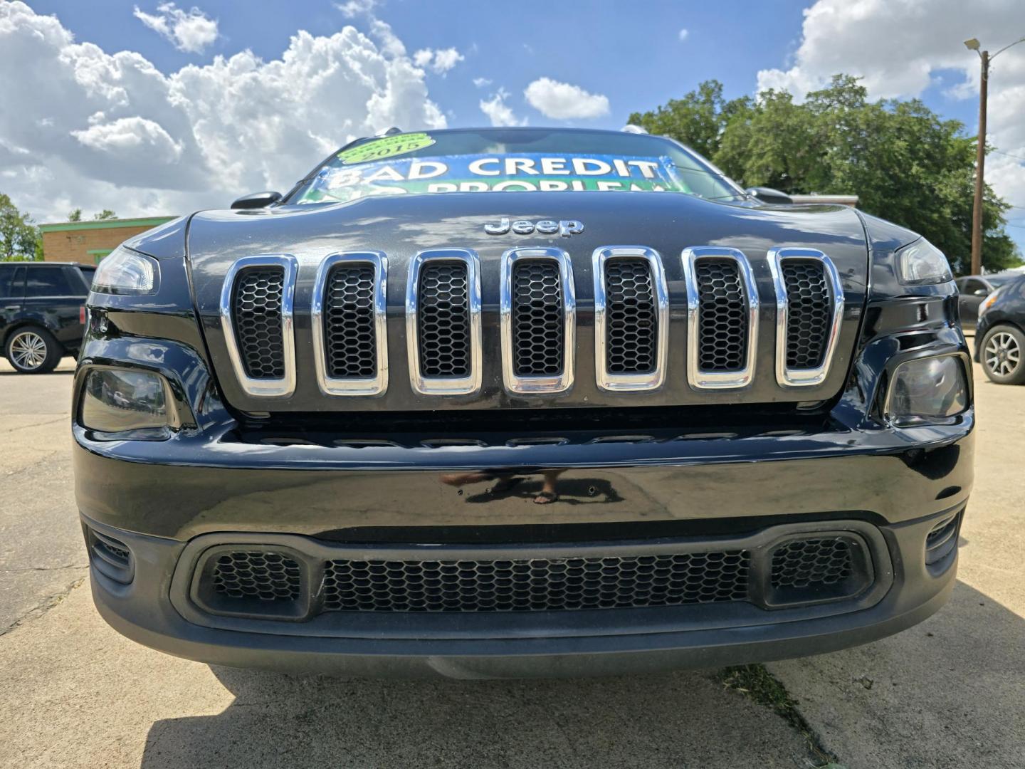 2015 BLUE Jeep Cherokee Sport (1C4PJLABXFW) with an 2.4L L4 DOHC 16V engine, 9-Speed Automatic transmission, located at 2660 S.Garland Avenue, Garland, TX, 75041, (469) 298-3118, 32.885387, -96.656776 - Photo#9