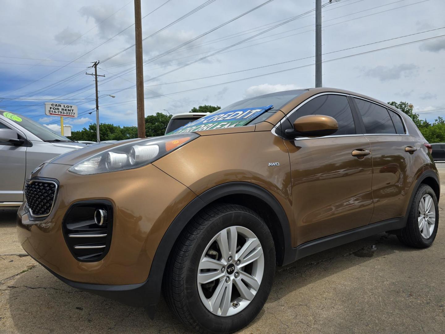 2017 BROWN Kia Sportage LX (KNDPMCAC3H7) with an 2.4L V6 DOHC 24V engine, 6A transmission, located at 2660 S.Garland Avenue, Garland, TX, 75041, (469) 298-3118, 32.885387, -96.656776 - Photo#7