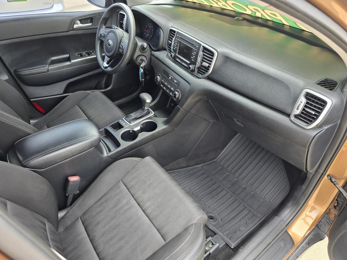 2017 BROWN Kia Sportage LX (KNDPMCAC3H7) with an 2.4L V6 DOHC 24V engine, 6A transmission, located at 2660 S.Garland Avenue, Garland, TX, 75041, (469) 298-3118, 32.885387, -96.656776 - Photo#20