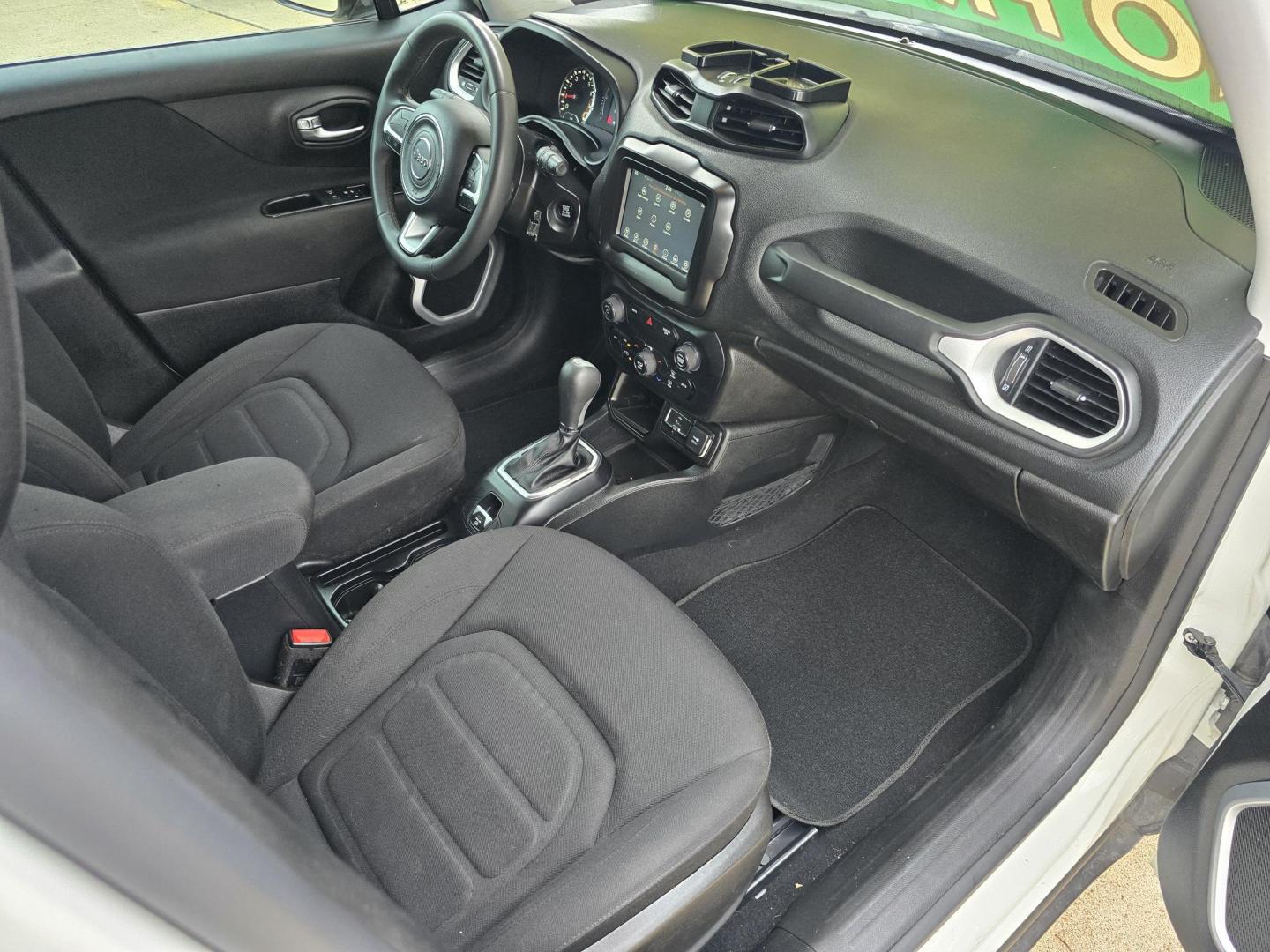 2019 WHITE Jeep Renegade Latitude (ZACNJABB7KP) with an 2.4L L4 DOHC 16V engine, 9A transmission, located at 2660 S.Garland Avenue, Garland, TX, 75041, (469) 298-3118, 32.885387, -96.656776 - Photo#22